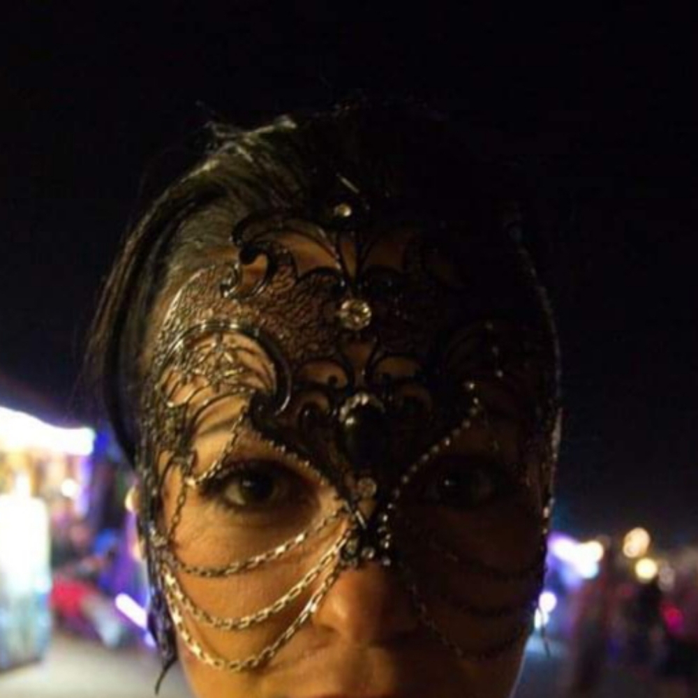 Jeweled Mask - Picture 5 of 5